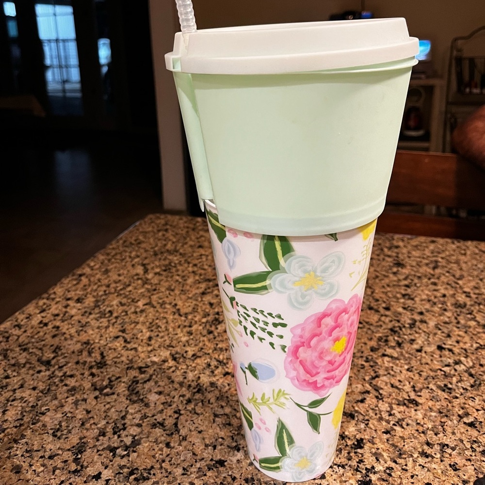Cup